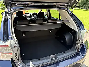Used 2016 Subaru Xv Se Blue - Interior and Exterior details 12