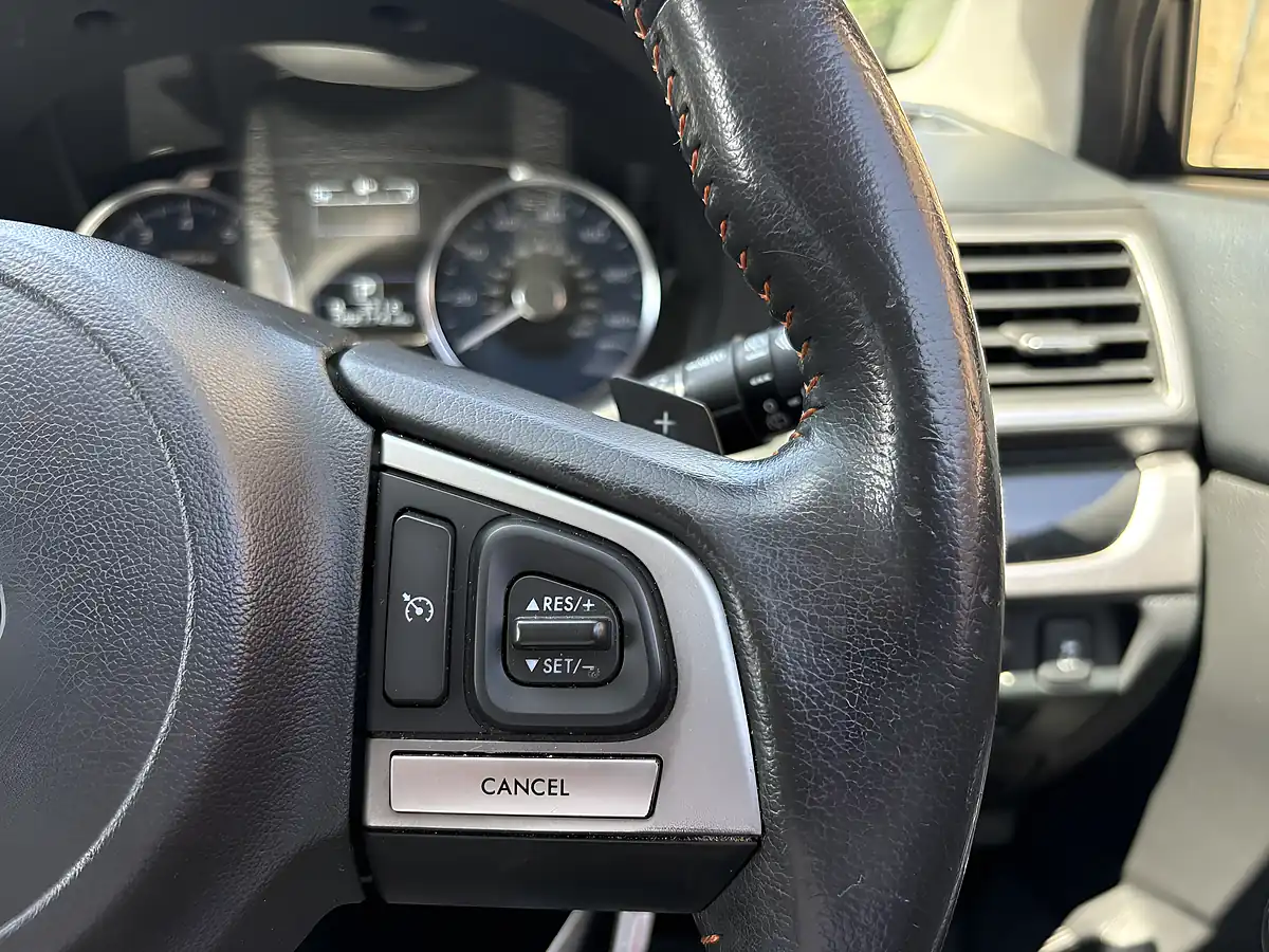 Used 2016 Subaru Xv Se Blue - Interior and Exterior details 19