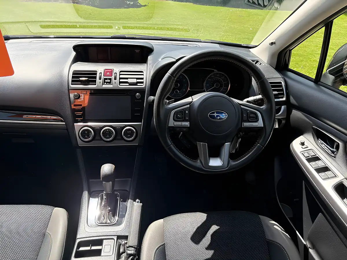 Used 2016 Subaru Xv Se Blue - Interior and Exterior details 6