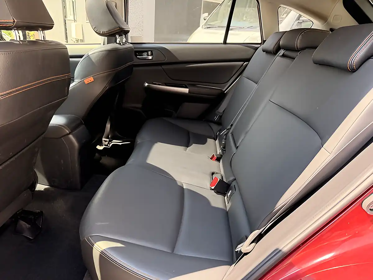 Used 2016 Subaru Xv Se Premium Red - Interior and Exterior details 14