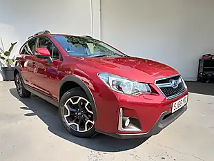 Used 2016 Subaru Xv Se Premium Red - Interior and Exterior details 2