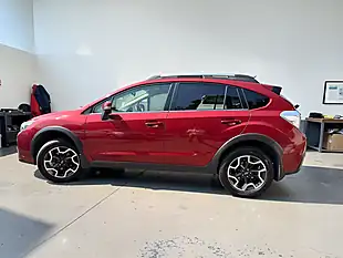 Used 2016 Subaru Xv Se Premium Red - Interior and Exterior details 3