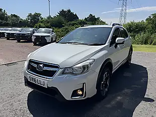 Used 2016 Subaru Xv Se White - Interior and Exterior details 3
