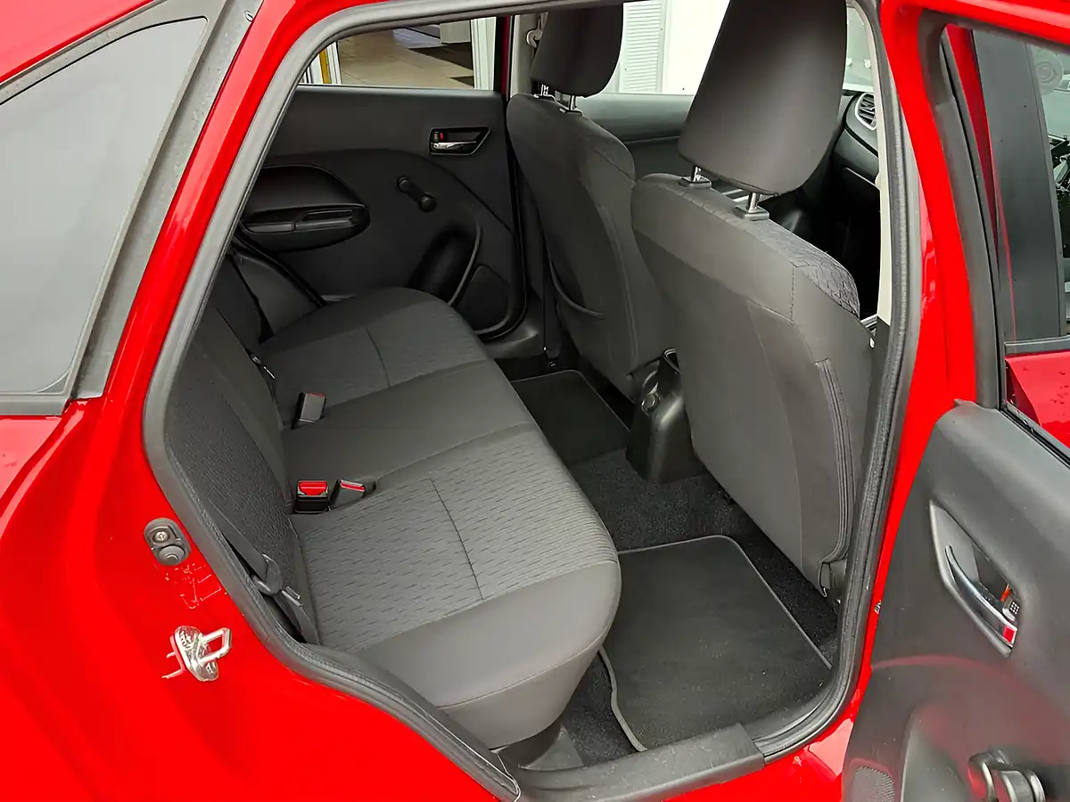 Used 2016 Suzuki Baleno Sz-T Red - Interior and Exterior details 11