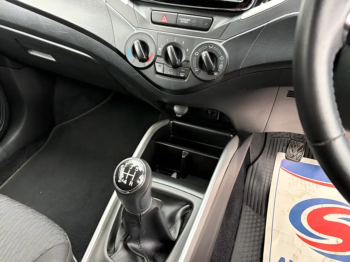 Used 2016 Suzuki Baleno Sz-T Red - Interior and Exterior details 13