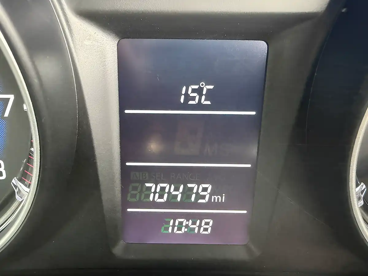 Used 2016 Suzuki Baleno Sz-T Red - Interior and Exterior details 16