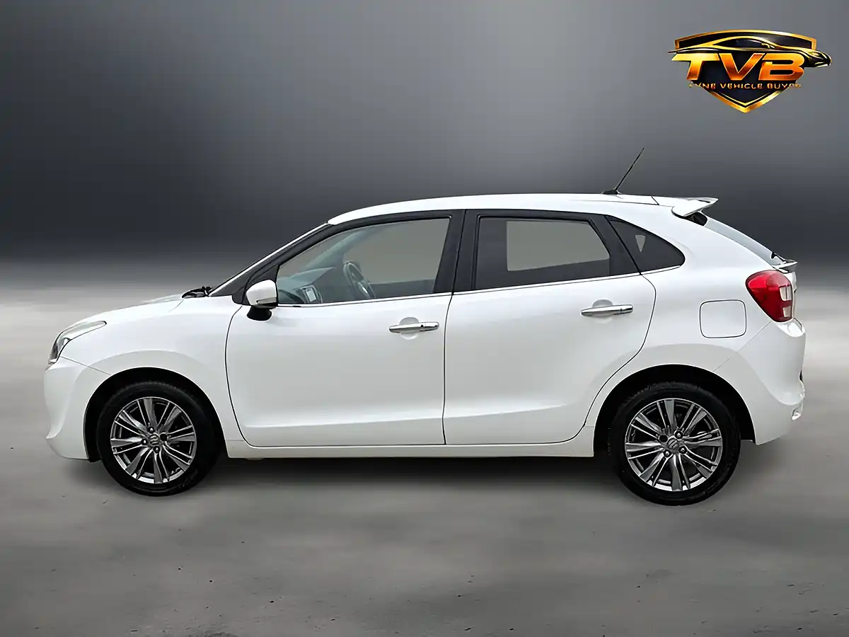 Used 2016 Suzuki Baleno SZ5 Superior White - Interior and Exterior details 8