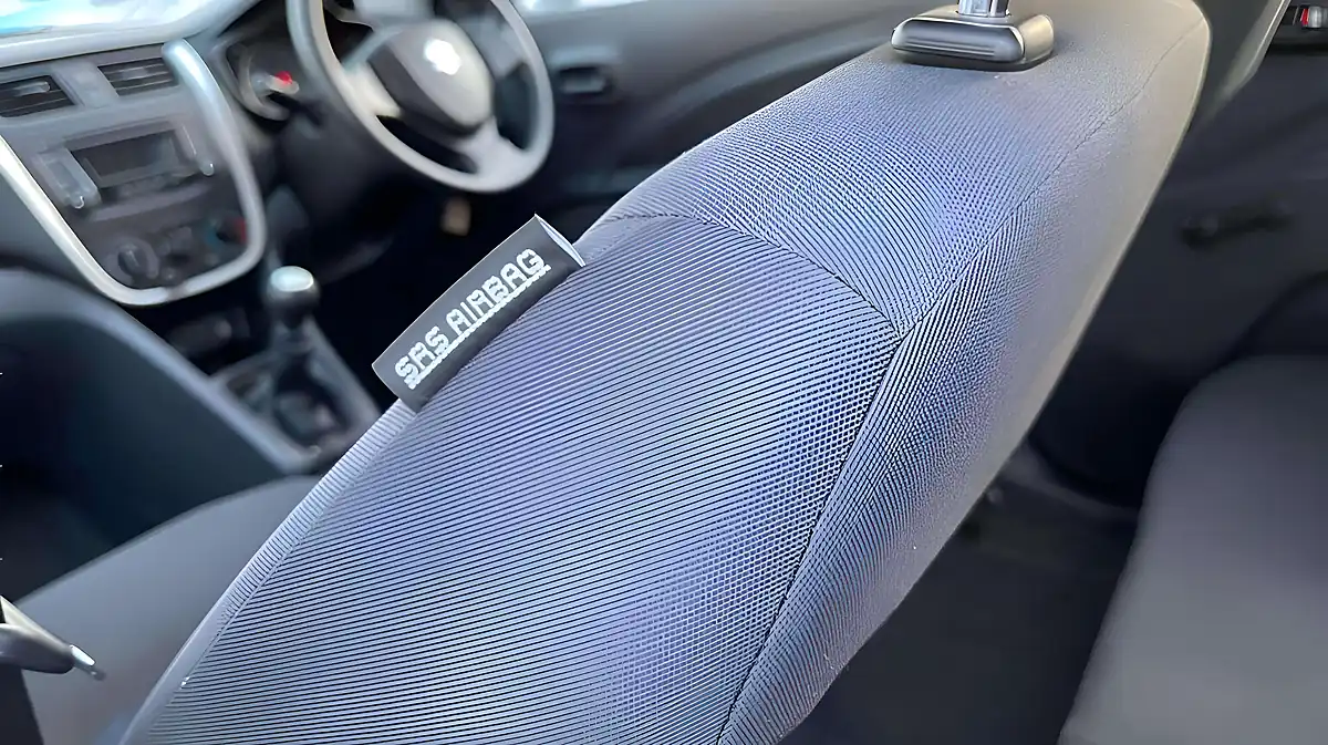 Used 2016 Suzuki Celerio SZ2 Blue - Interior and Exterior details 8