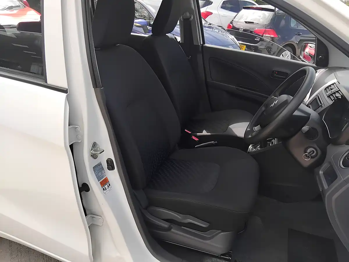 Used 2016 Suzuki Celerio SZ2 White - Interior and Exterior details 17