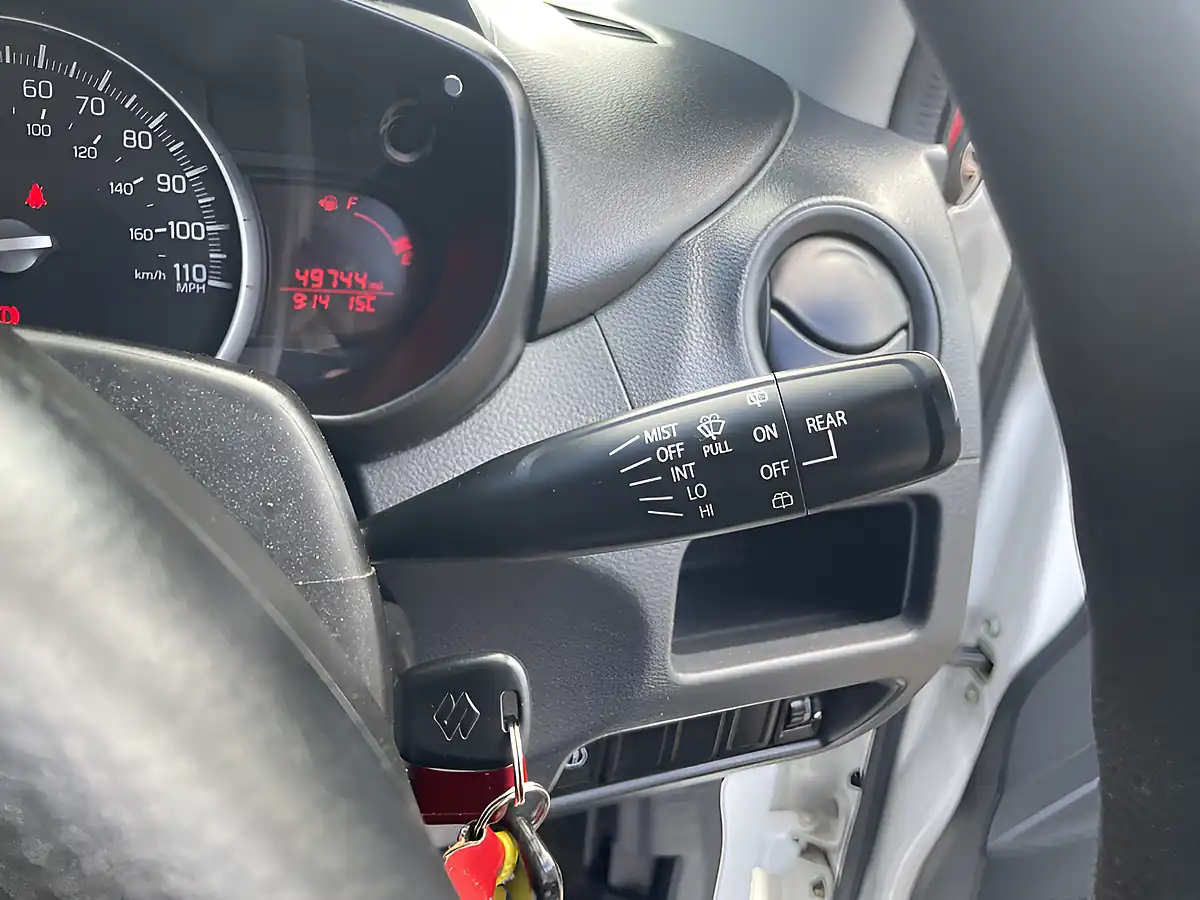 Used 2016 Suzuki Celerio SZ2 White - Interior and Exterior details 14
