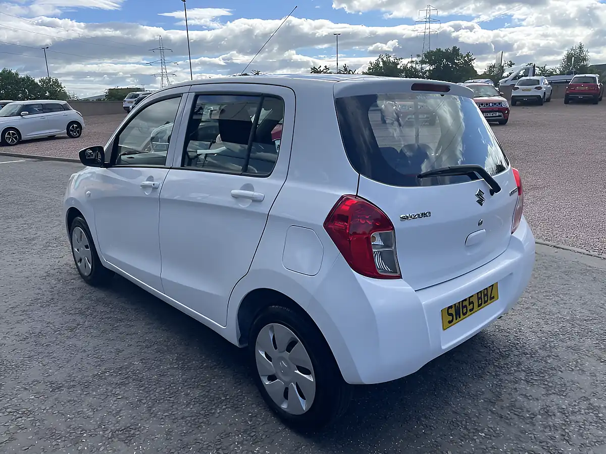 Used 2016 Suzuki Celerio SZ2 White - Interior and Exterior details 5