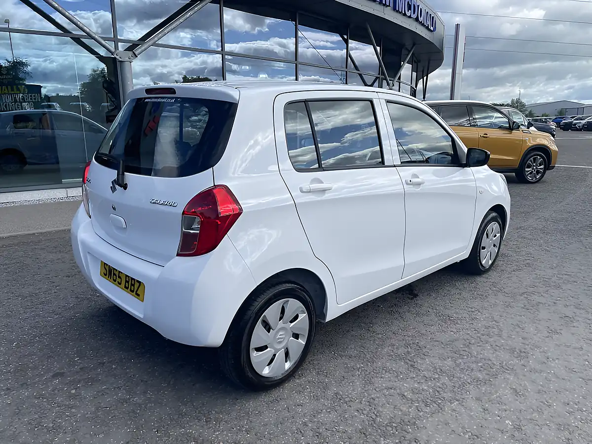 Used 2016 Suzuki Celerio SZ2 White - Interior and Exterior details 7