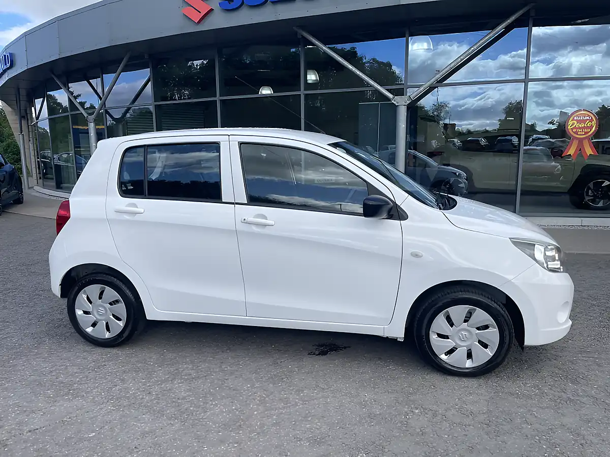 Used 2016 Suzuki Celerio SZ2 White - Interior and Exterior details 8