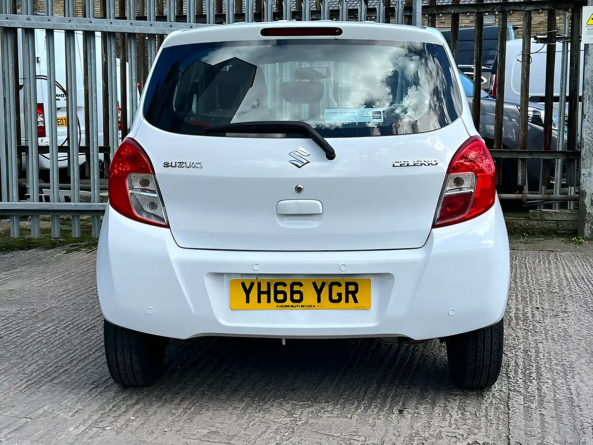 Used 2016 Suzuki Celerio SZ2 White - Interior and Exterior details 11
