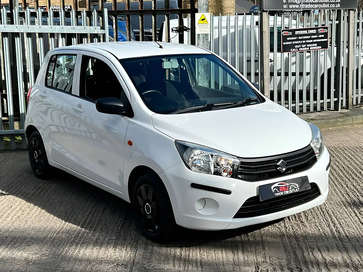 Used 2016 Suzuki Celerio SZ2 White - Interior and Exterior details 3