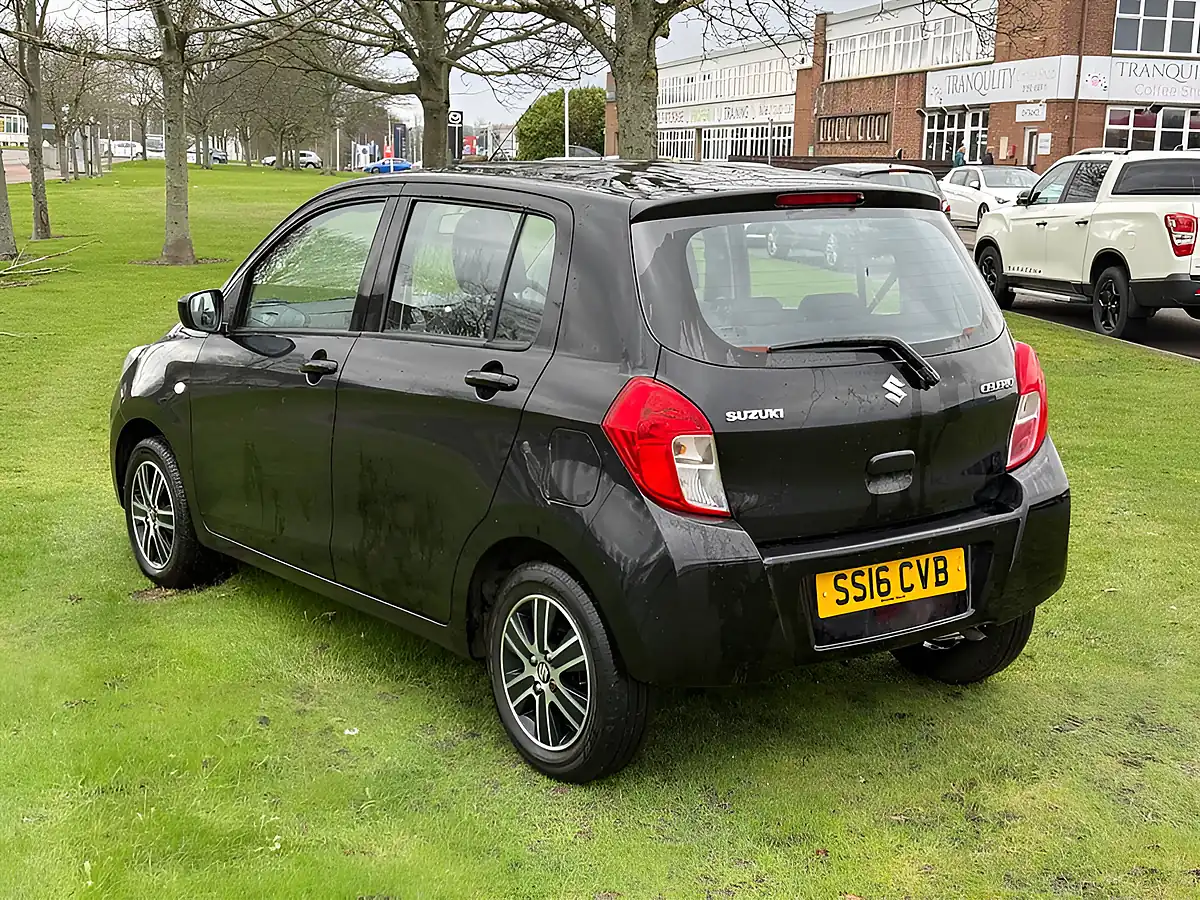 Used 2016 Suzuki Celerio SZ4 Black - Interior and Exterior details 6