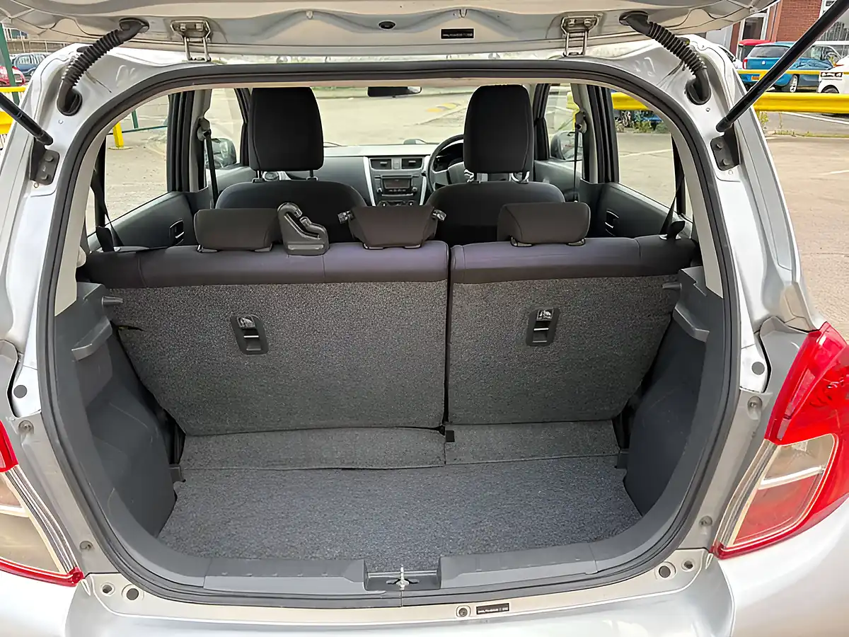 Used 2016 Suzuki Celerio SZ4 Silver - Interior and Exterior details 17
