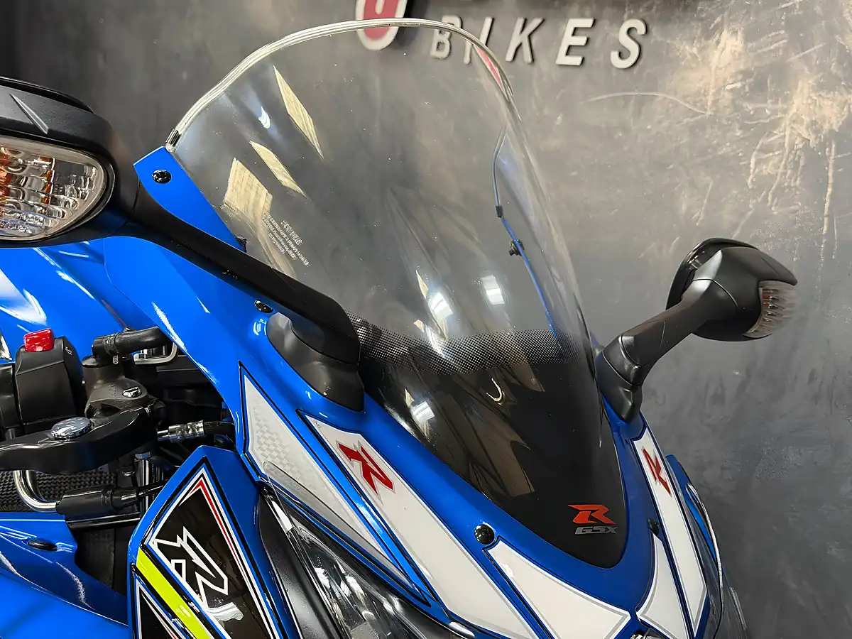 Used 2016 Suzuki GSX-R1000 Moto Gp Edition Blue - Interior and Exterior details 10