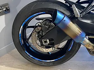 Used 2016 Suzuki GSX-S1000 AL6 Blue - Interior and Exterior details 8
