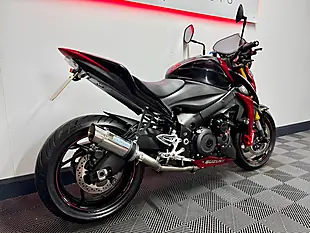 Used 2016 Suzuki GSX-S1000 Naked Red - Interior and Exterior details 3