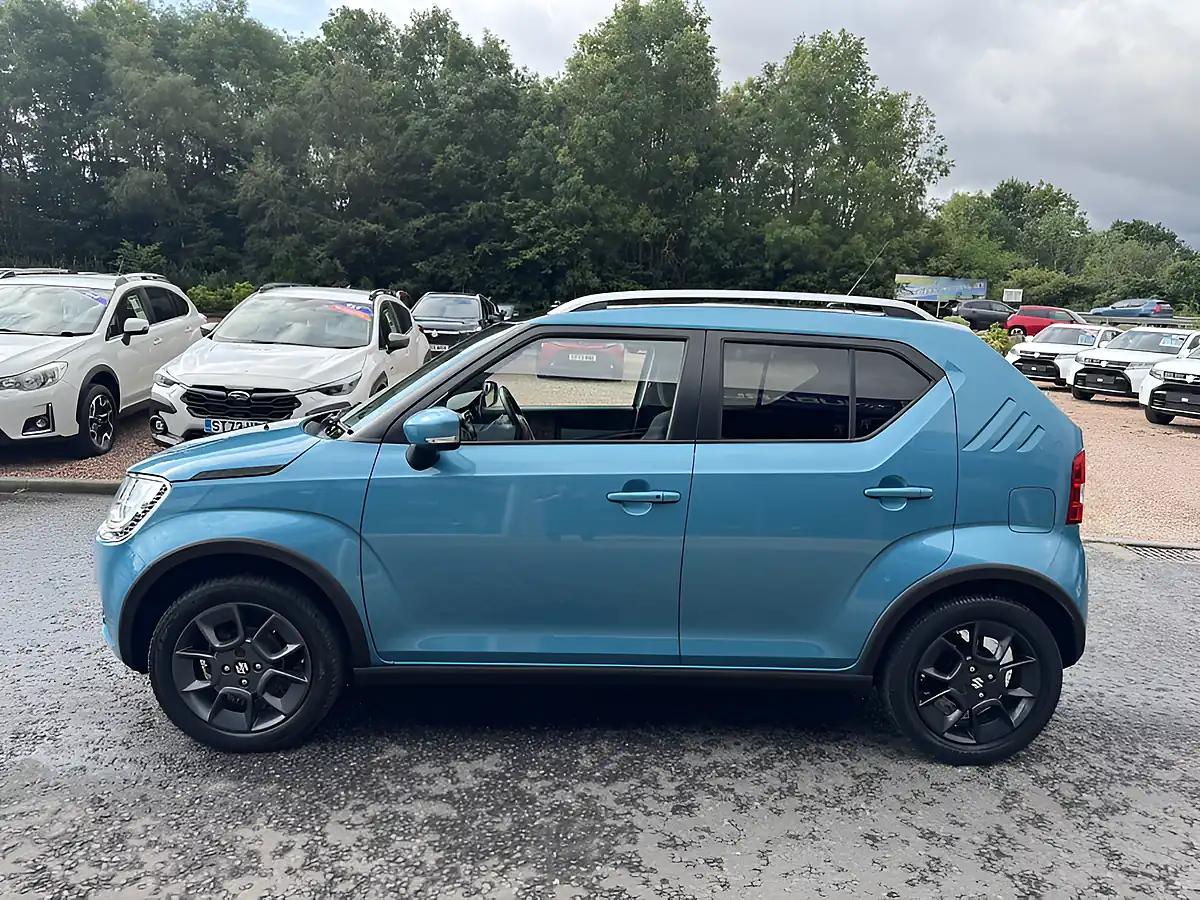 Used 2016 Suzuki Ignis SZ5 Allgrip Blue/Black - Interior and Exterior details 4