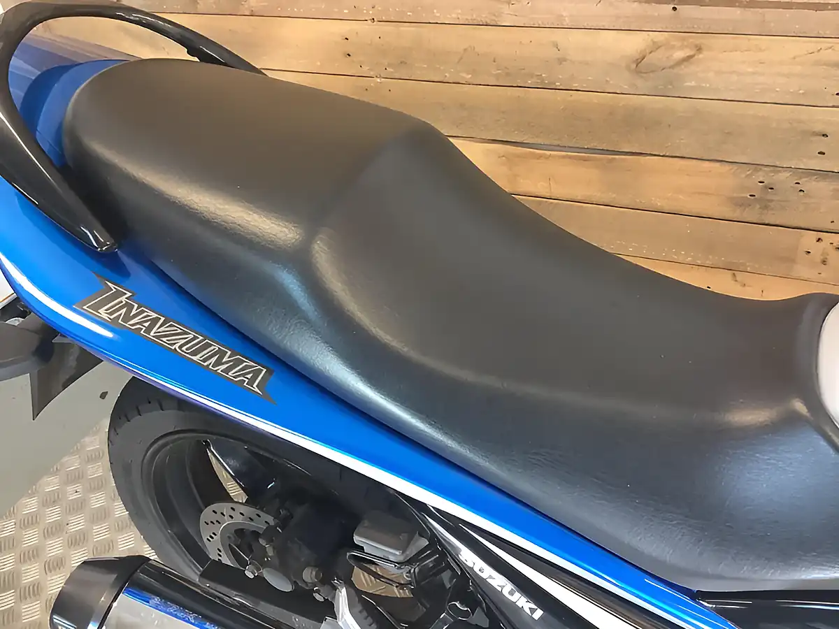 Used 2016 Suzuki Inazuma Blue - Interior and Exterior details 12