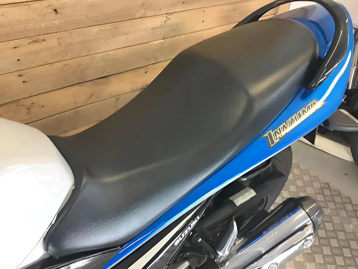 Used 2016 Suzuki Inazuma Blue - Interior and Exterior details 13