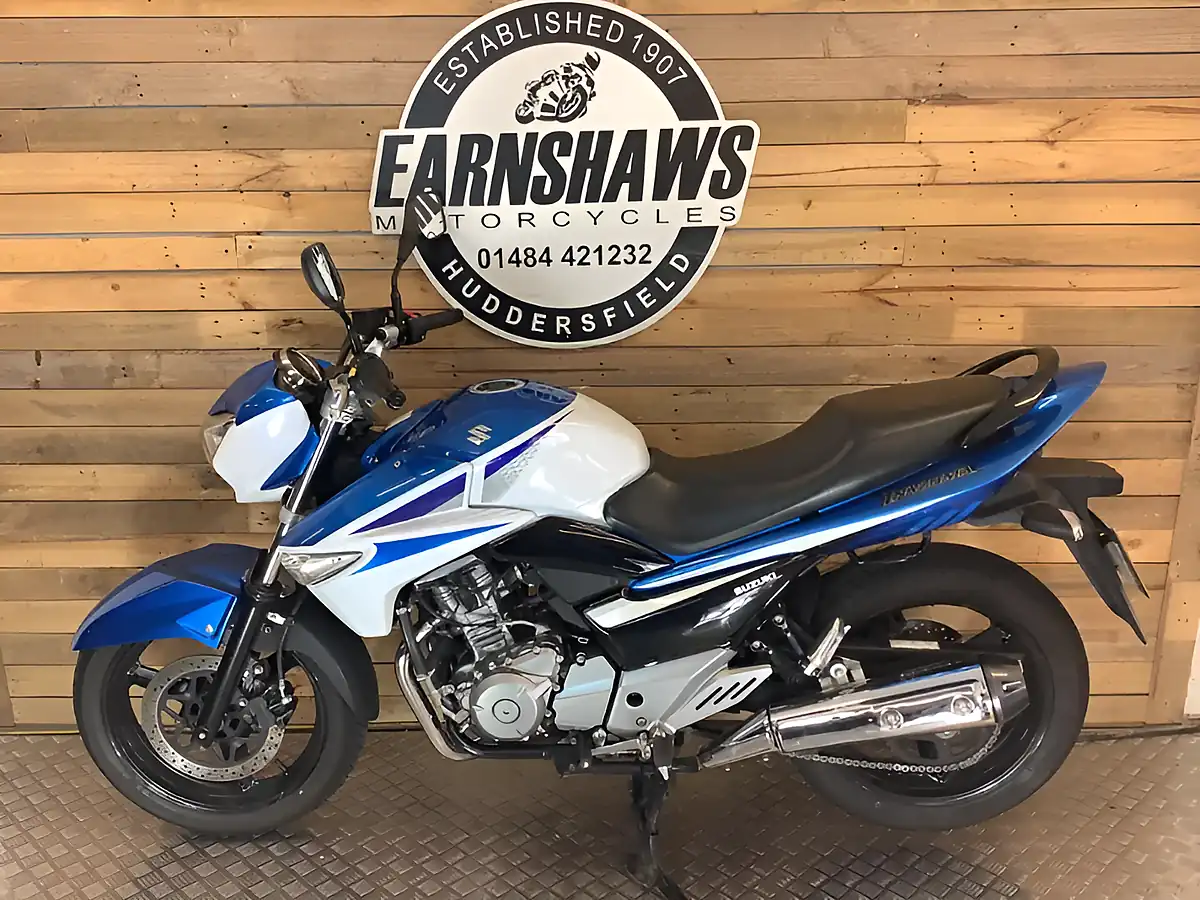 Used 2016 Suzuki Inazuma Blue - Interior and Exterior details 2
