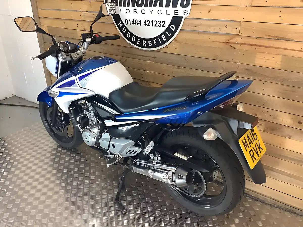 Used 2016 Suzuki Inazuma Blue - Interior and Exterior details 6