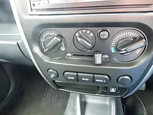 Used 2016 Suzuki Jimny Adventure White/Grey - Interior and Exterior details 18