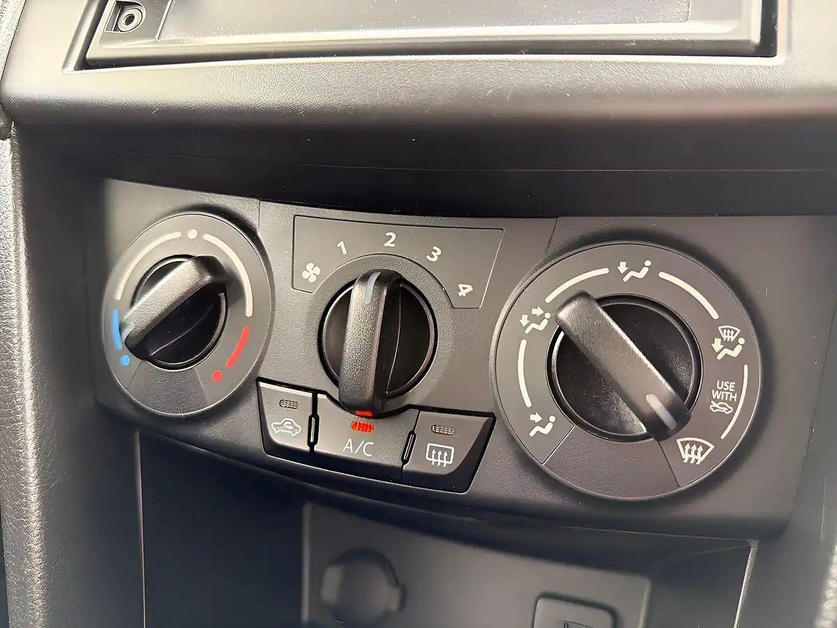 Used 2016 Suzuki Swift Sz-L Black - Interior and Exterior details 14