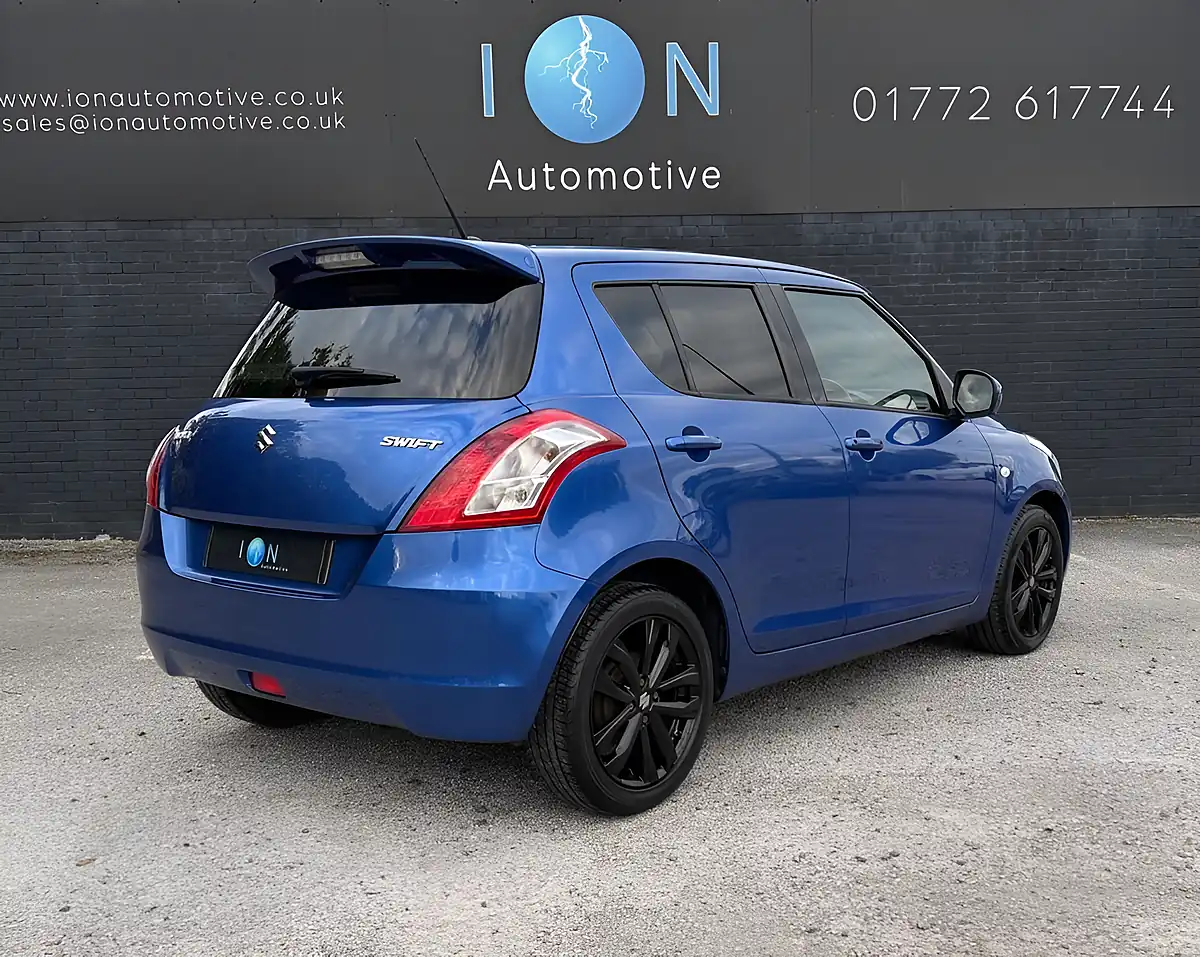 Used 2016 Suzuki Swift Sz-L Kashmir Blue Met - Interior and Exterior details 2