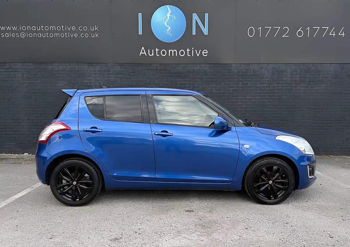 Used 2016 Suzuki Swift Sz-L Kashmir Blue Met - Interior and Exterior details 3
