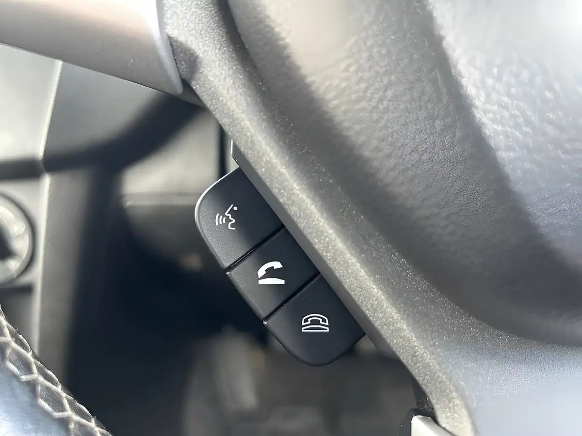 Used 2016 Suzuki Swift Sz-L Red - Interior and Exterior details 19