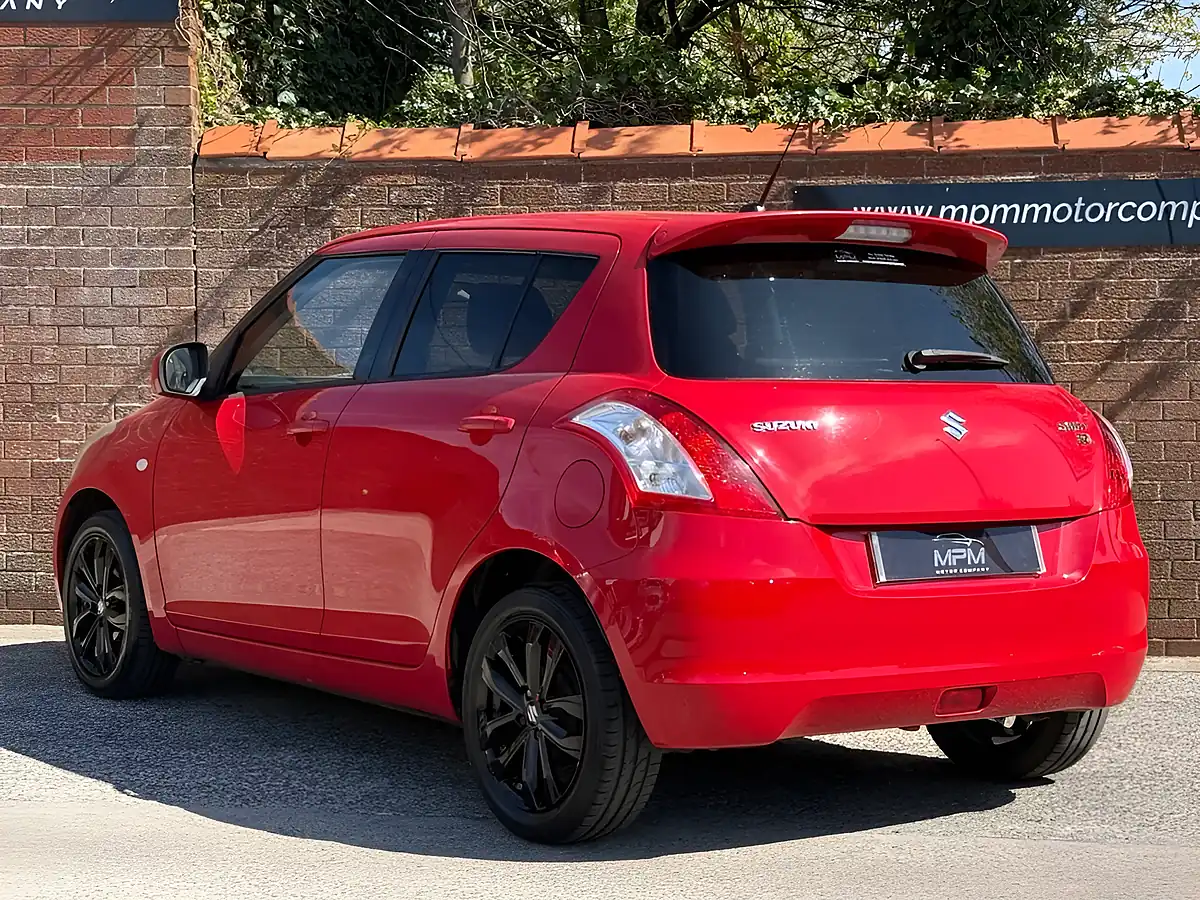 Used 2016 Suzuki Swift Sz-L Red - Interior and Exterior details 6