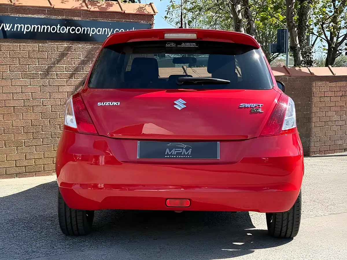 Used 2016 Suzuki Swift Sz-L Red - Interior and Exterior details 8