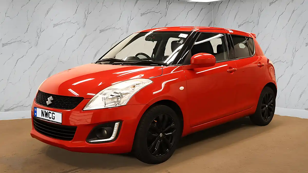 Used 2016 Suzuki Swift Sz-L Red - Interior and Exterior details 3
