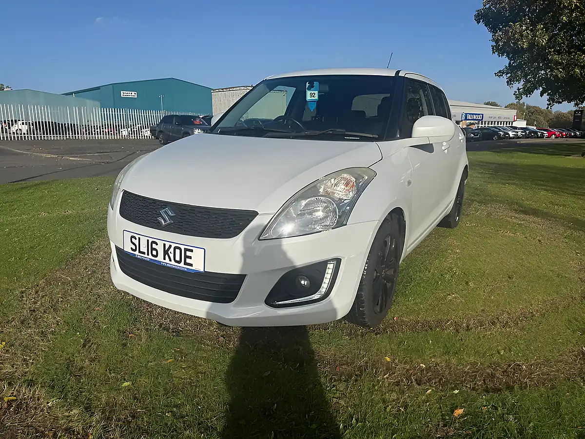 Used 2016 Suzuki Swift Sz-L White - Interior and Exterior details 2