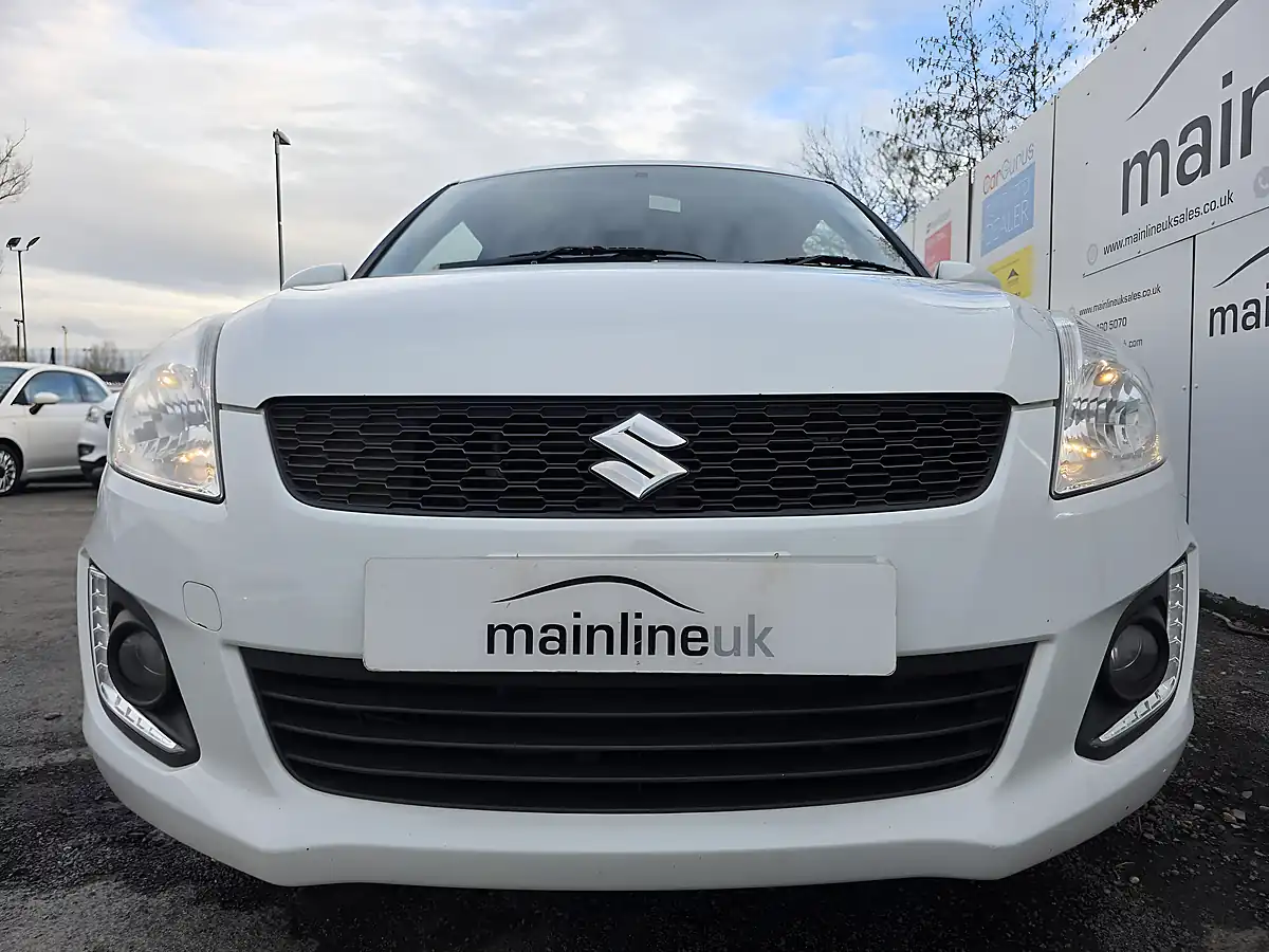 Used 2016 Suzuki Swift Sz-L White - Interior and Exterior details 6