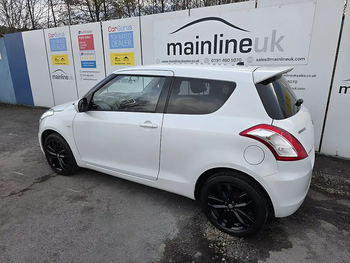 Used 2016 Suzuki Swift Sz-L White - Interior and Exterior details 8
