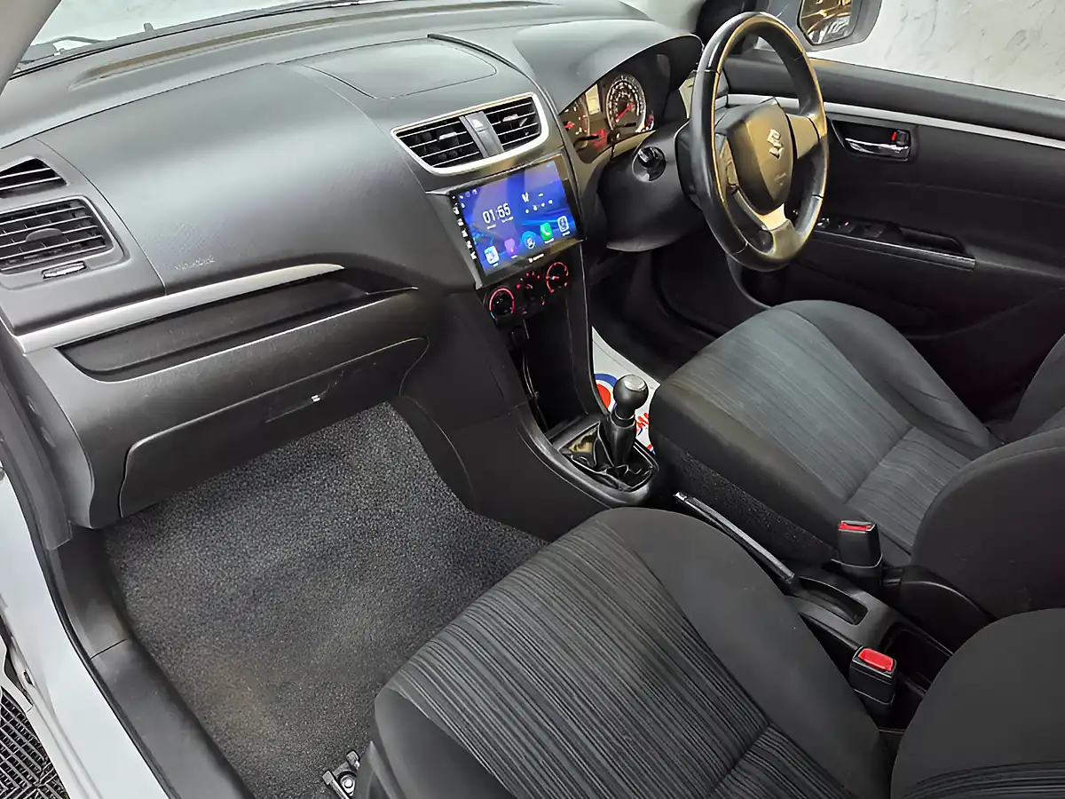 Used 2016 Suzuki Swift SZ2 White - Interior and Exterior details 14