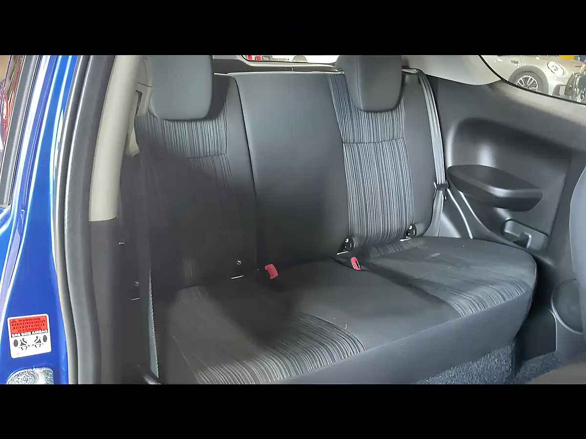 Used 2016 Suzuki Swift SZ3 Blue - Interior and Exterior details 8