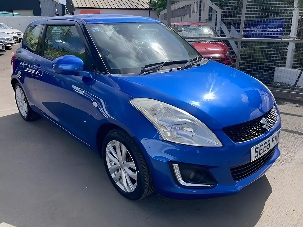 Used 2016 Suzuki Swift SZ3 Blue - Interior and Exterior details 3