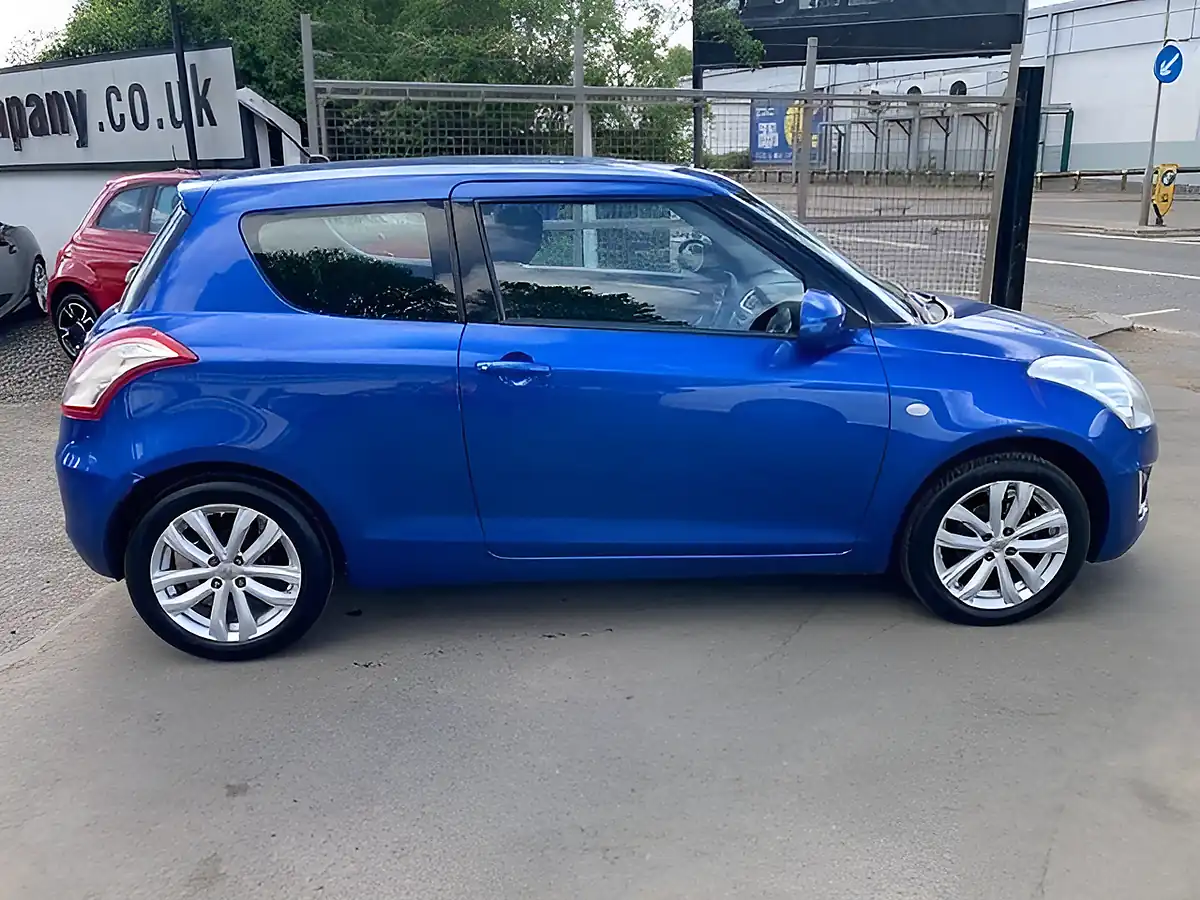 Used 2016 Suzuki Swift SZ3 Blue - Interior and Exterior details 7