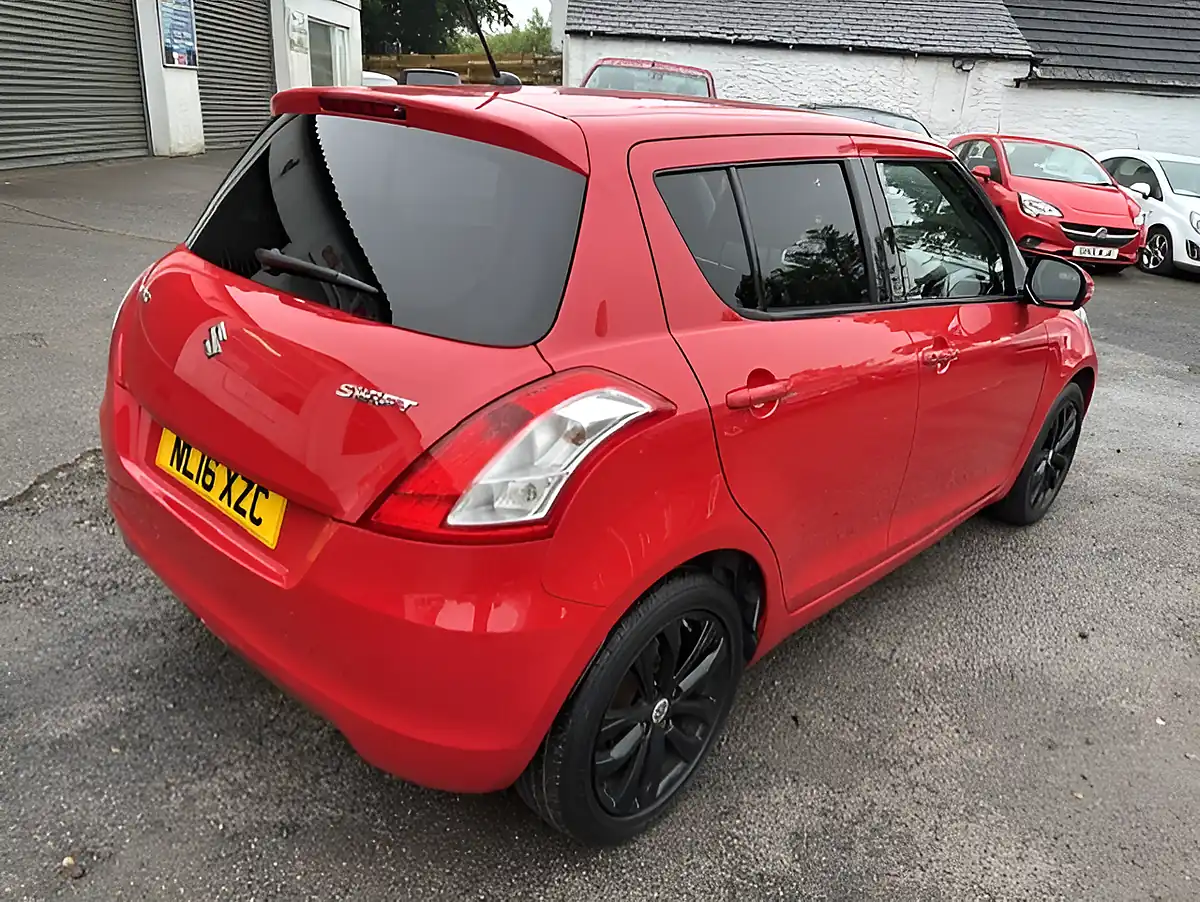 Used 2016 Suzuki Swift SZ4 Red - Interior and Exterior details 4