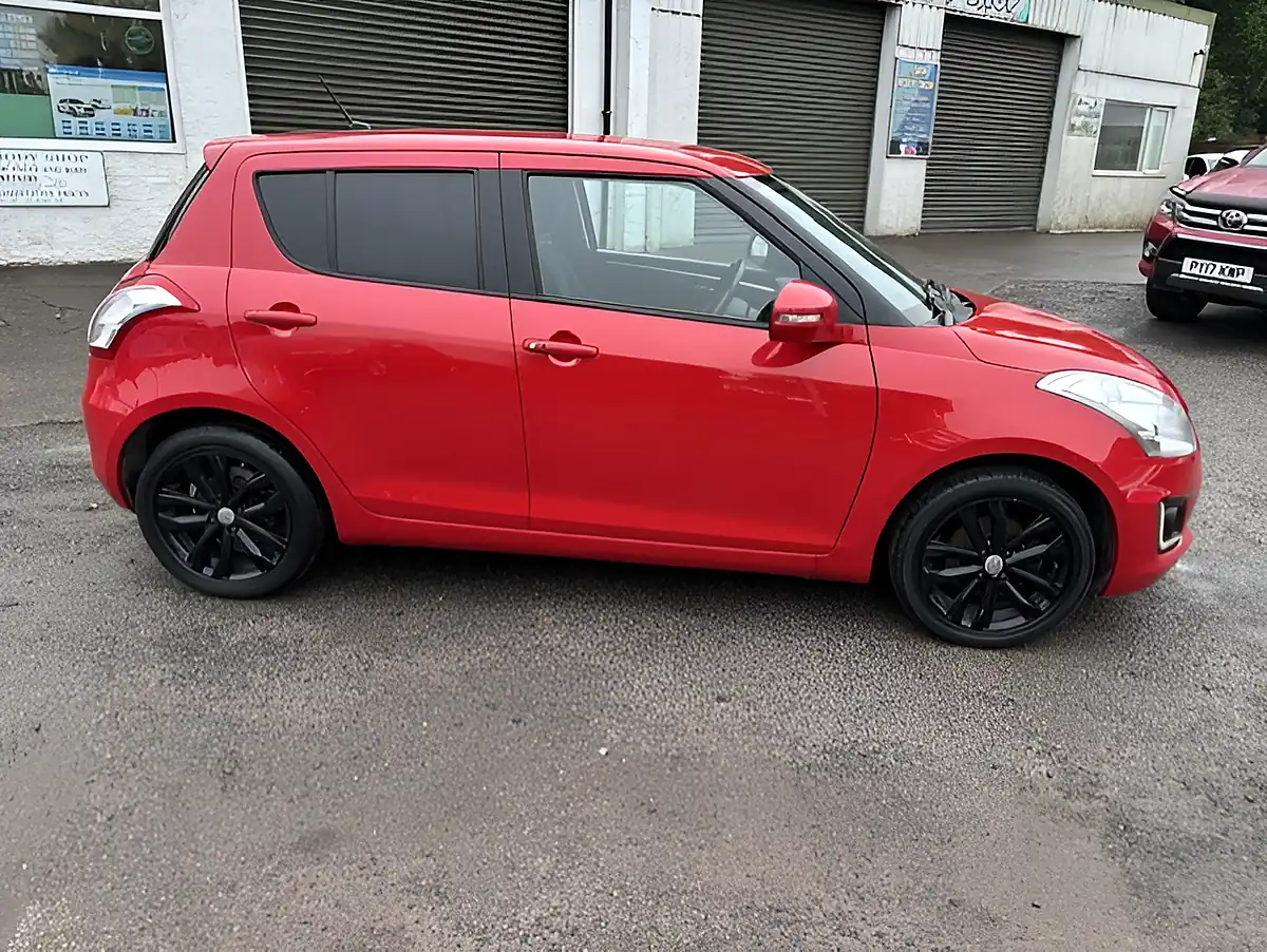 Used 2016 Suzuki Swift SZ4 Red - Interior and Exterior details 5