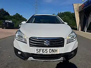 Used 2016 Suzuki SX4 S-Cross Sz-T Allgrip White - Interior and Exterior details 2