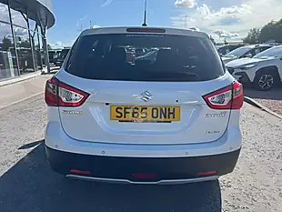 Used 2016 Suzuki SX4 S-Cross Sz-T Allgrip White - Interior and Exterior details 6
