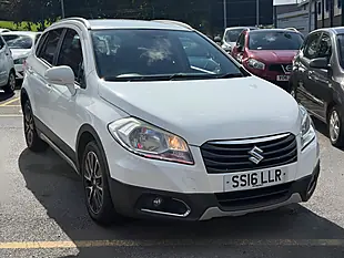 Used 2016 Suzuki SX4 S-Cross Sz-T White - Interior and Exterior details 6