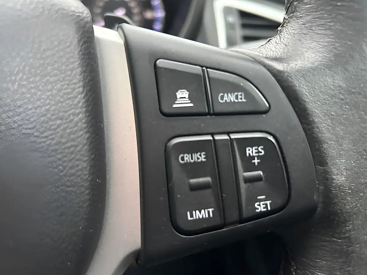 Used 2016 Suzuki Sx4 S-Cross SZ5 Grey - Interior and Exterior details 8